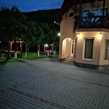 Pensiunea Kelemen Bed & Breakfast