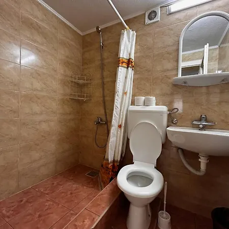 Bed & Breakfast Pensiunea Kelemen *